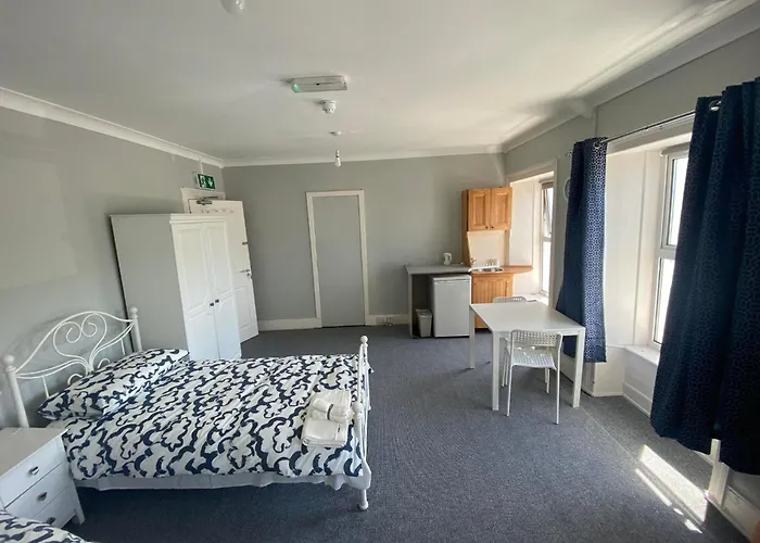 Yellow House Hotel Bantry